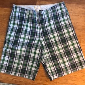 Men’s Gap Relaxed Khakis Plaid shorts